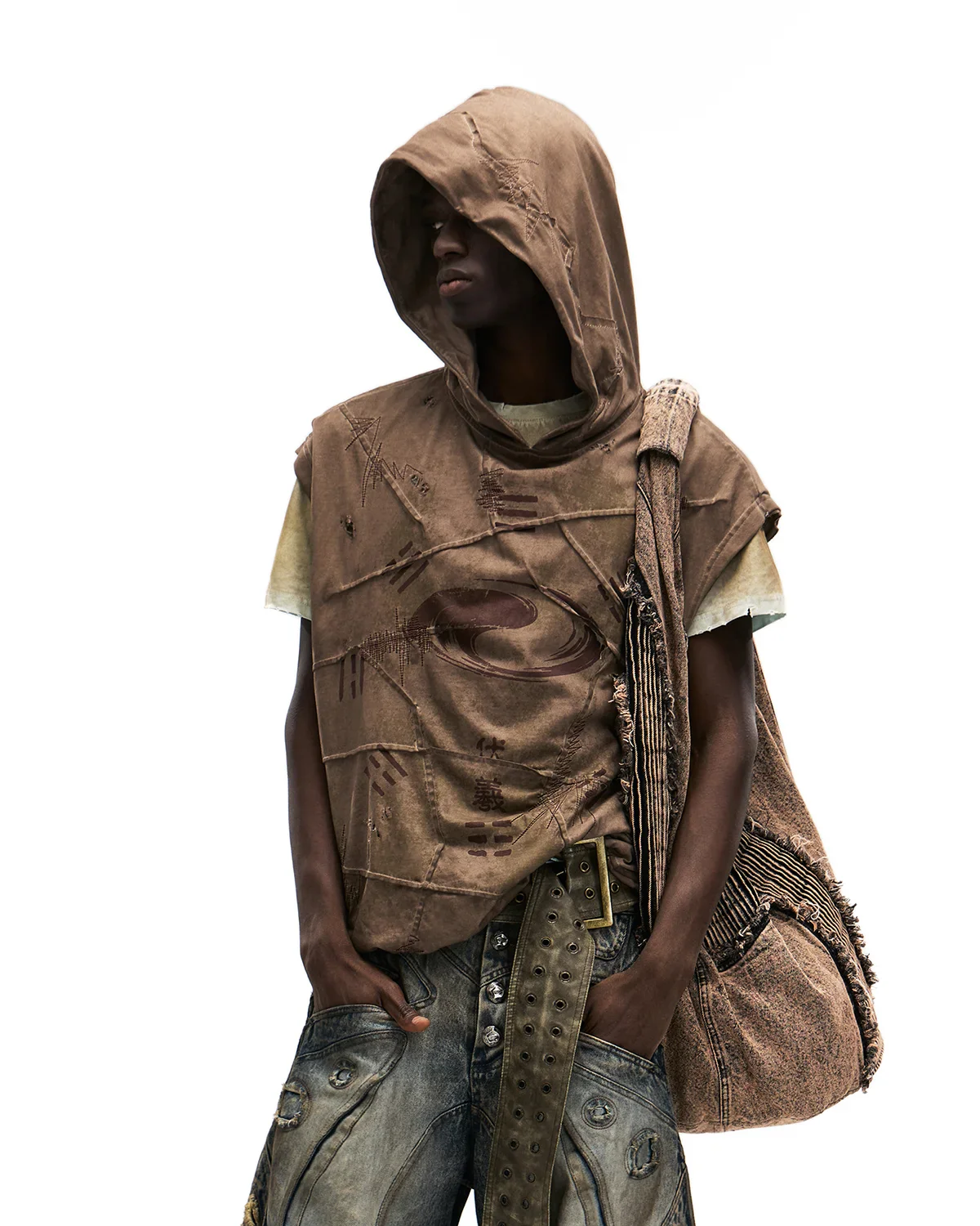 Personsoul Bagua Print Hooded Vest Brown - Image 6
