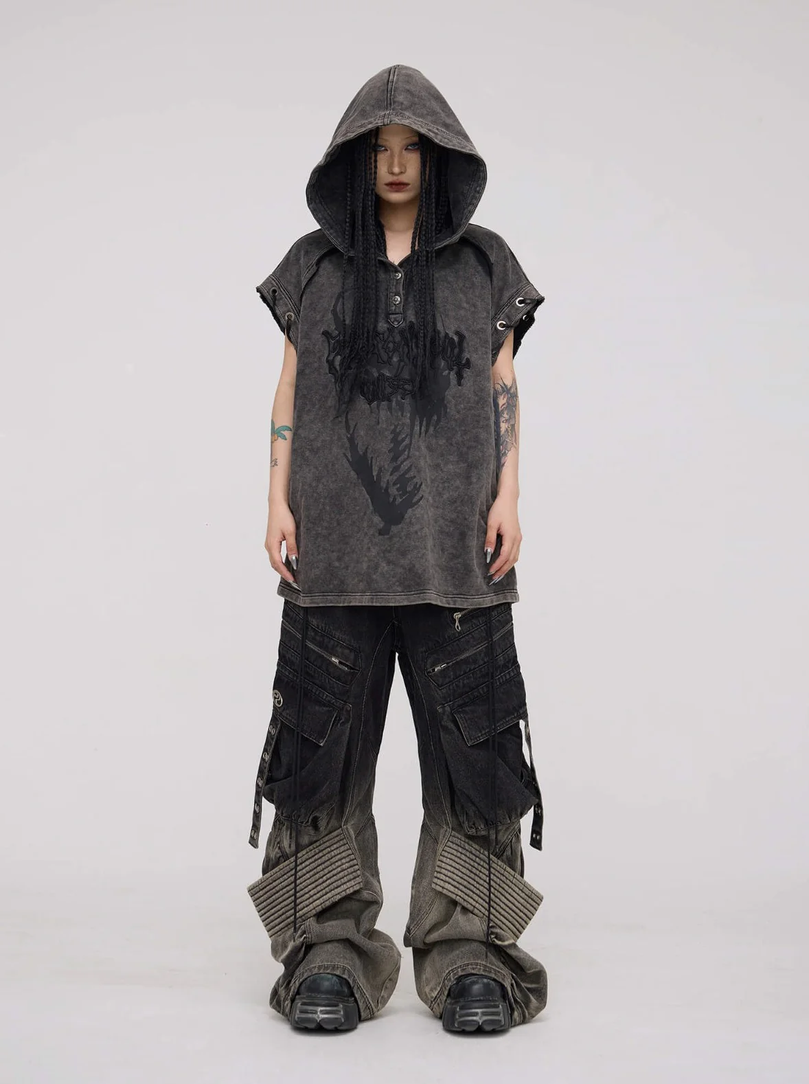 Personsoul Button Collar Hooded Sleeveless Sweatshirt - Image 11