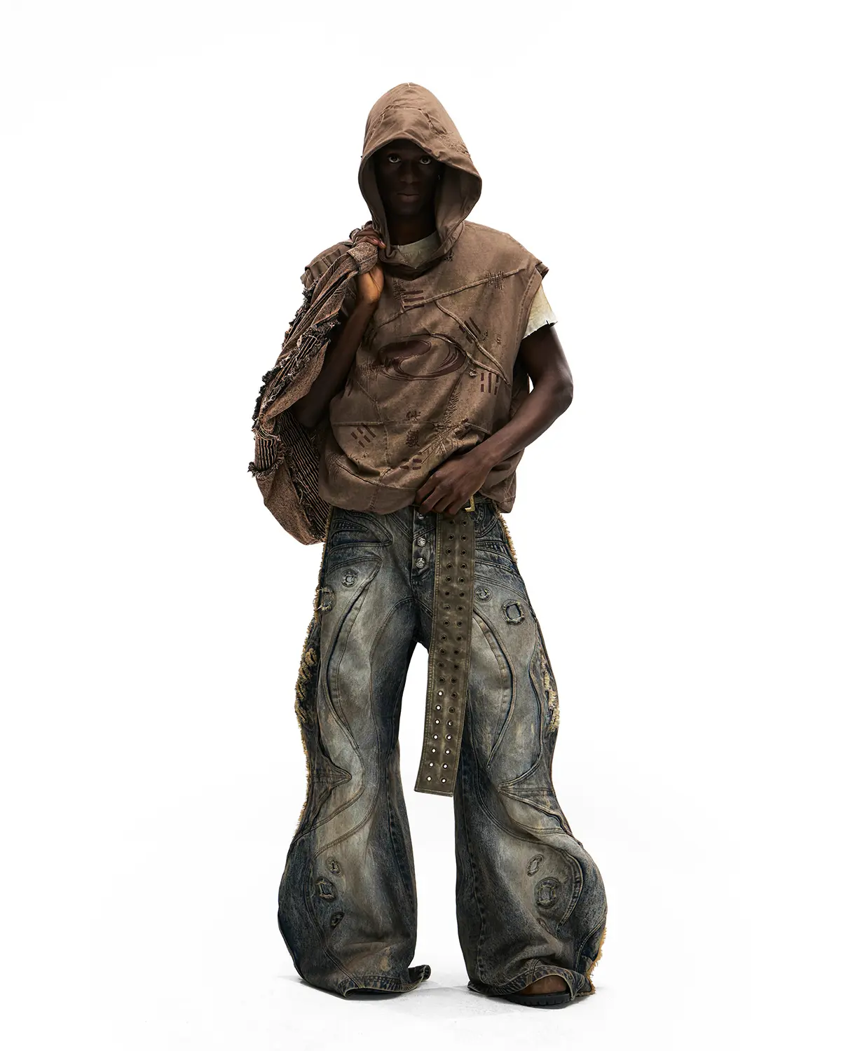 Personsoul Circle Totem Asymmetrical Curved Jeans - Image 10