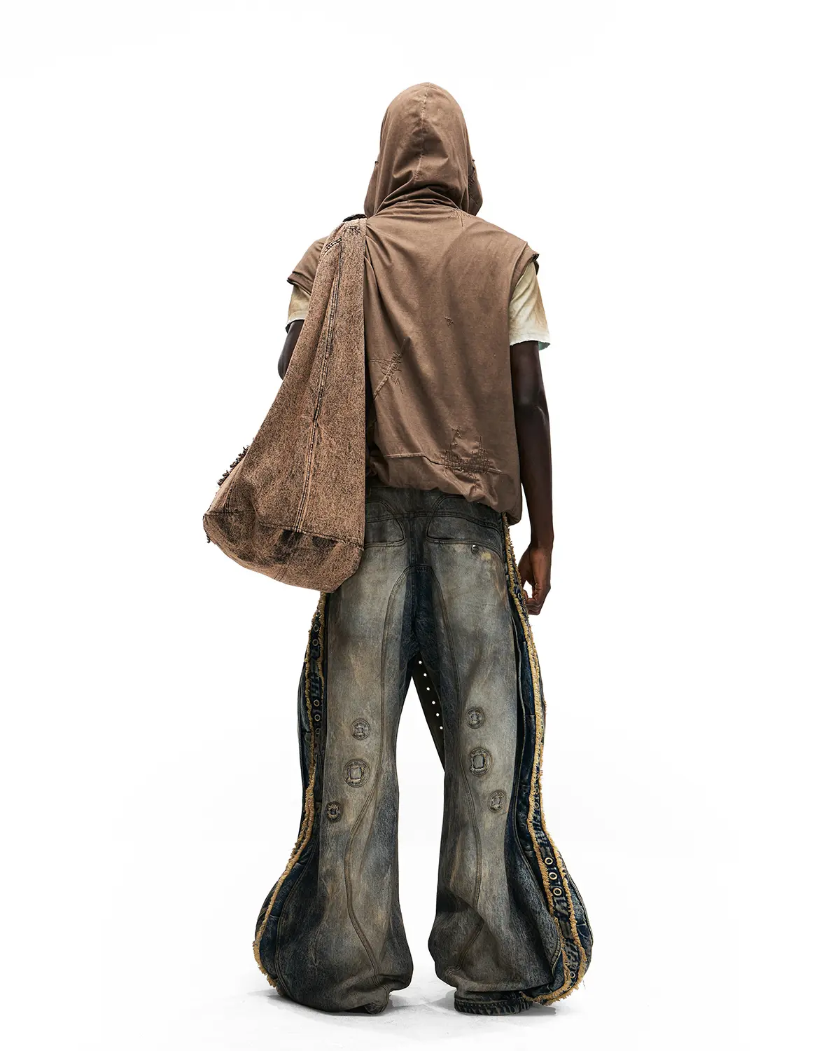 Personsoul Circle Totem Asymmetrical Curved Jeans - Image 9