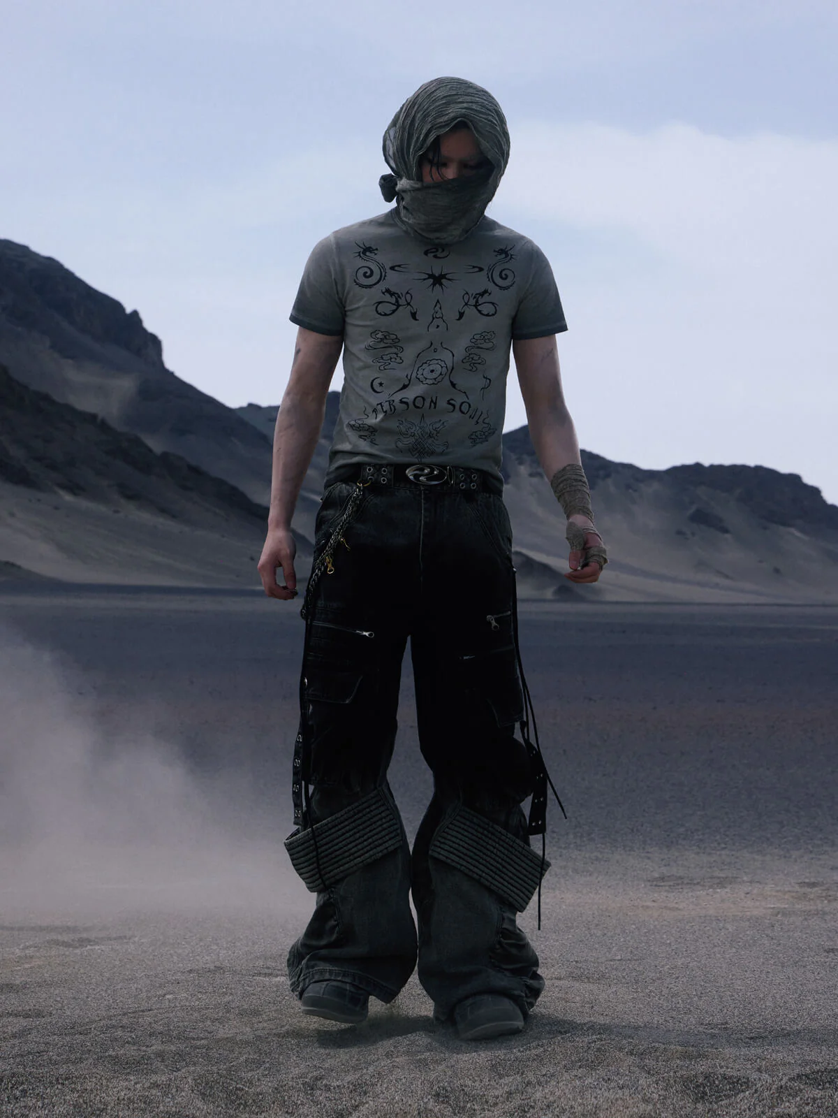 Personsoul Desert Distressed Denim Cargo Pants - Image 4