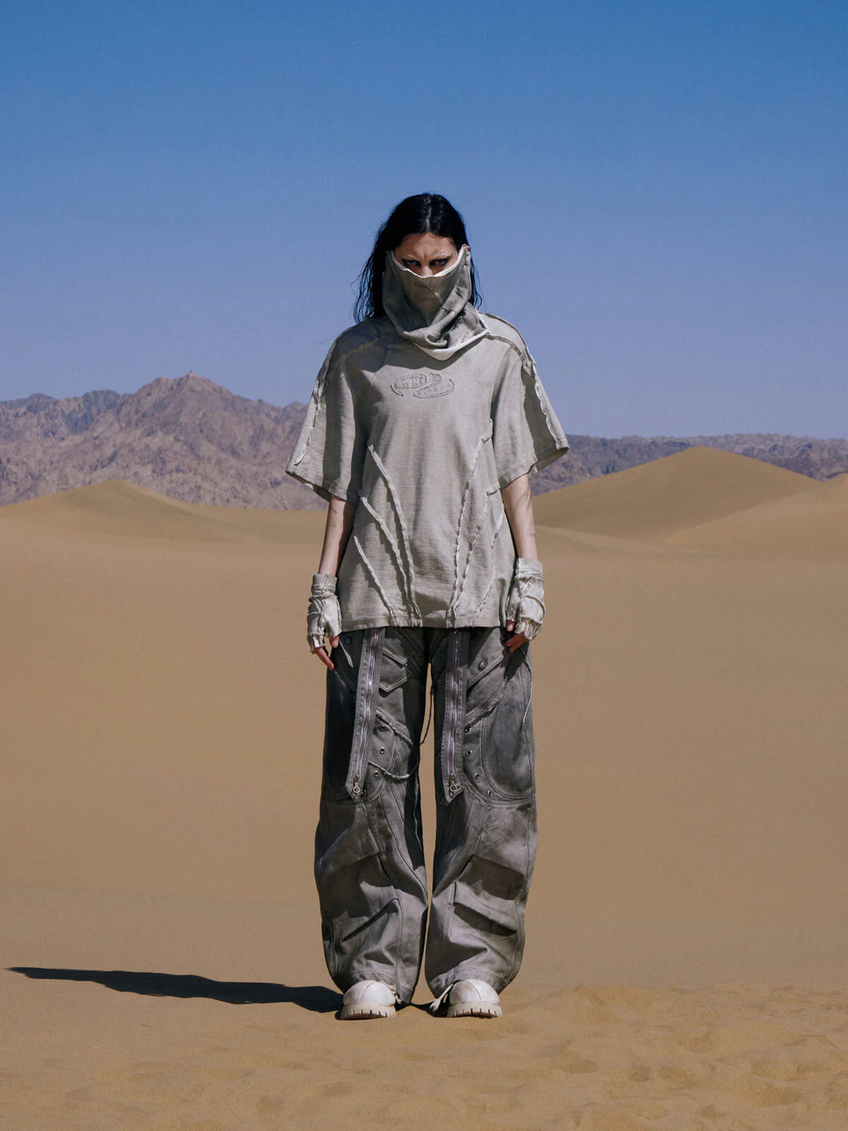 Personsoul Desert Distressed Grey T-shirt - Image 3
