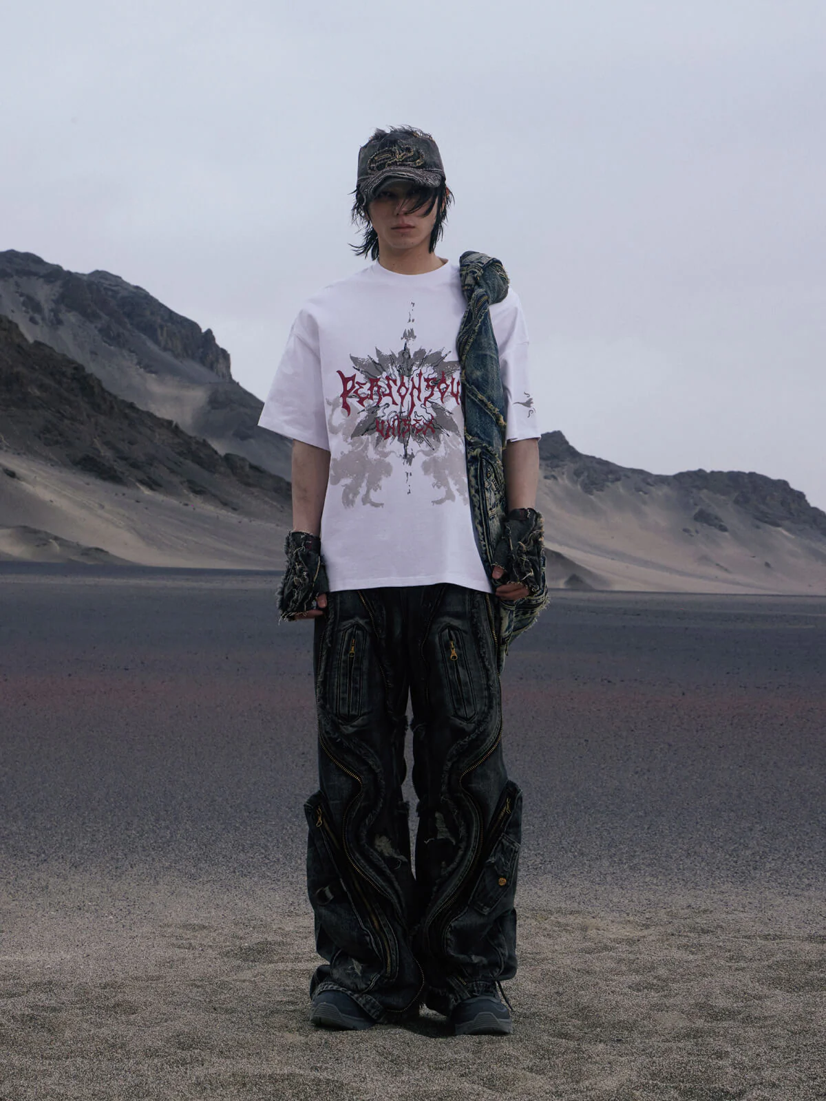 Personsoul Dirty Ripped Denim Baggy Jeans - Image 7