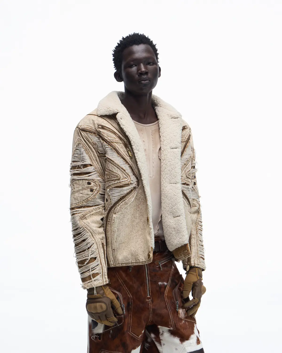 Personsoul Distressed Brown Denim Jacket with Faux-Fur Collar - Image 4