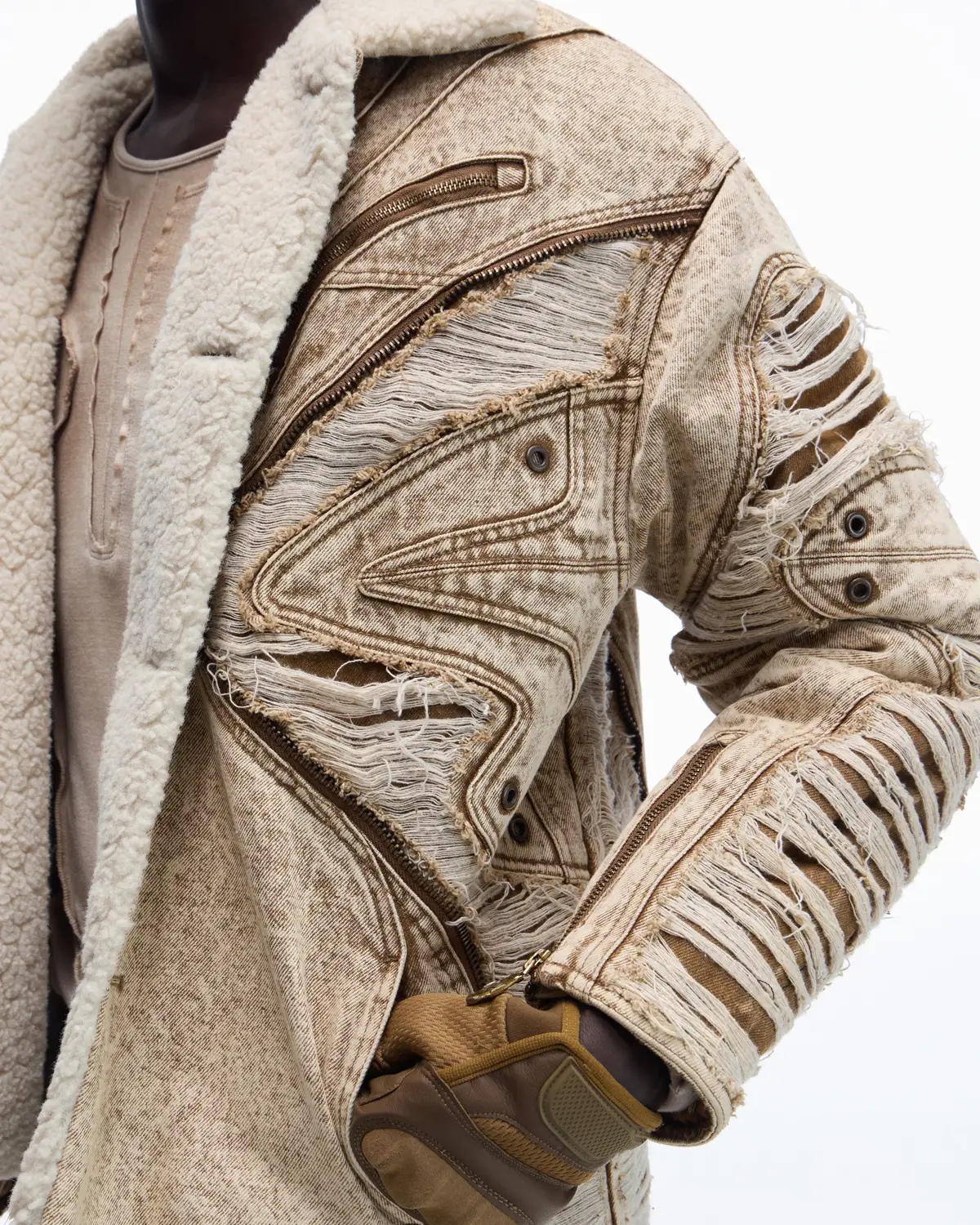 Personsoul Distressed Brown Denim Jacket with Faux-Fur Collar - Image 6