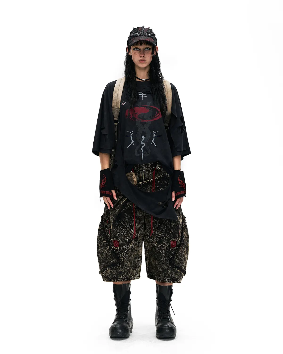 Personsoul Double-Layer Distressed Mythology Print T-Shirt Black - Image 7