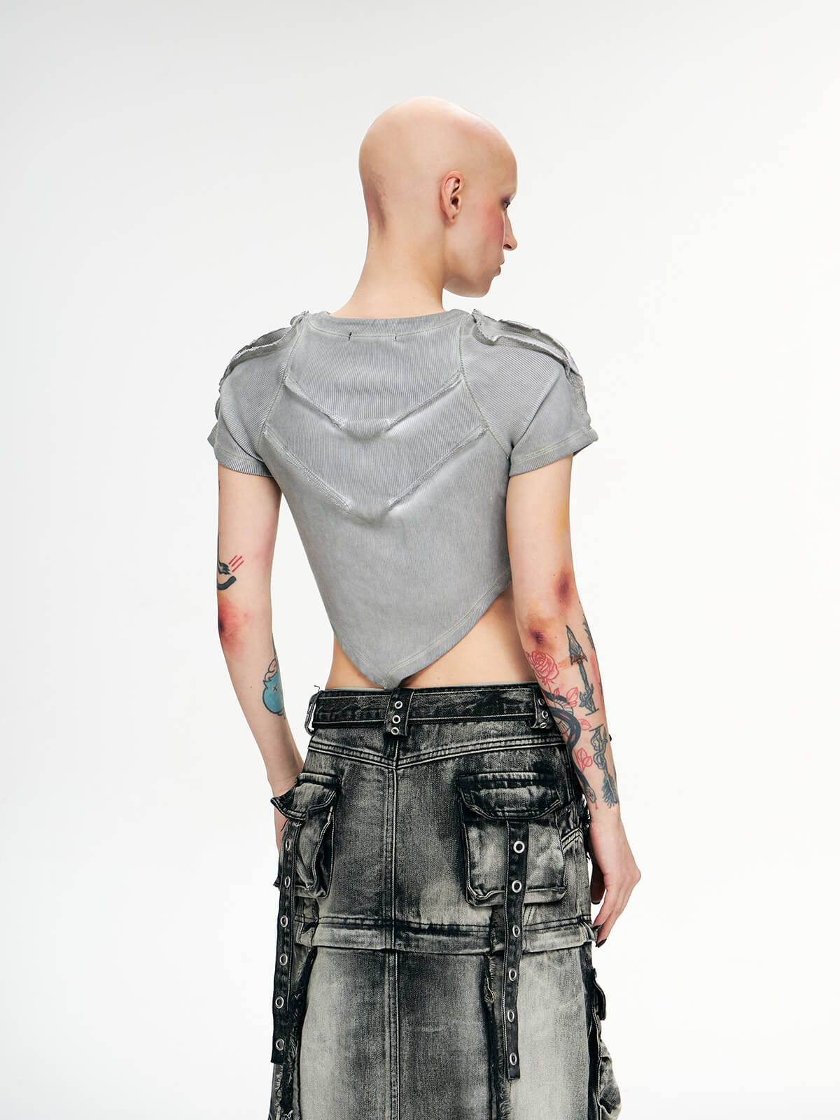 Personsoul Grey V-hem Slim Crop Top - Image 8