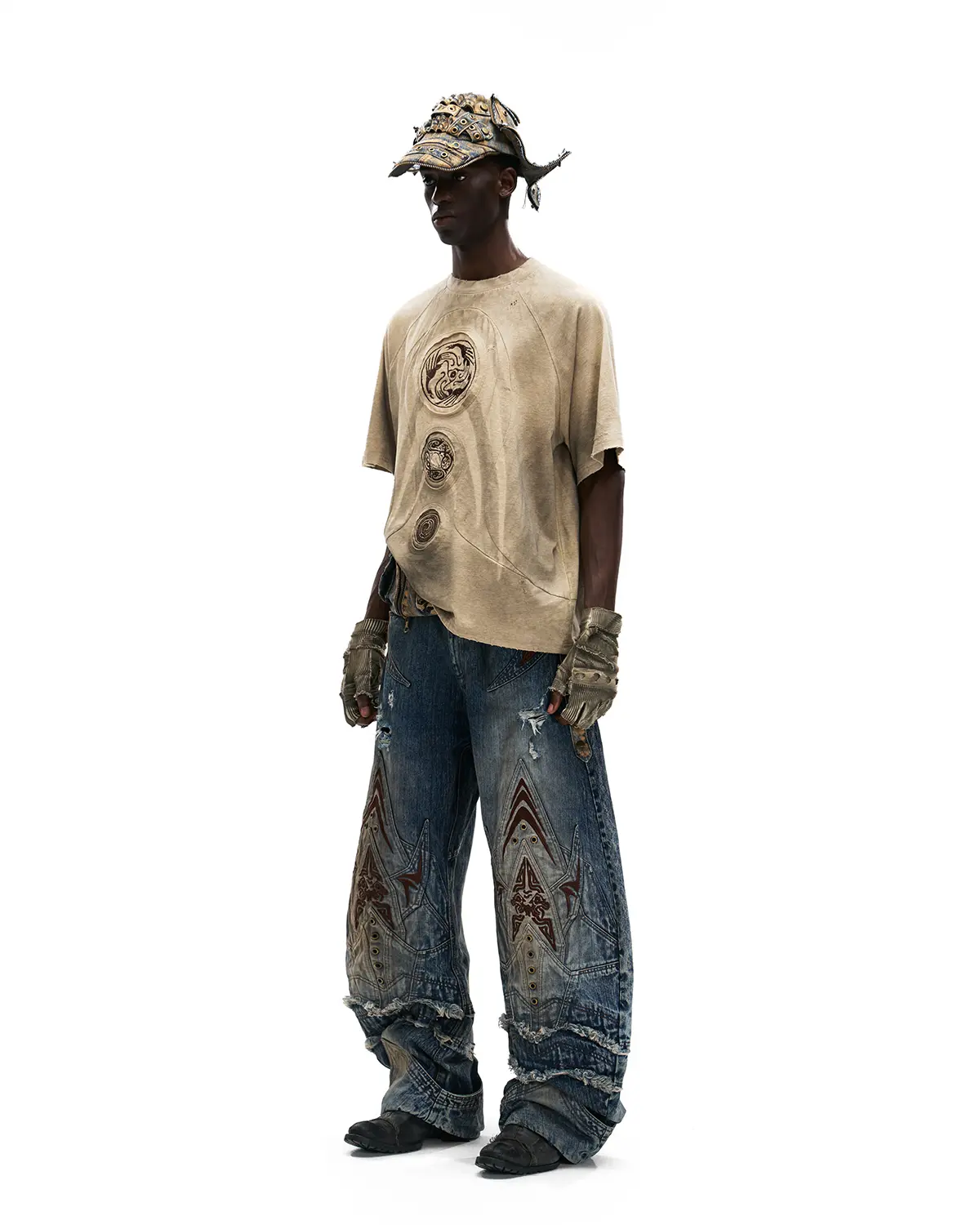 Personsoul Mythical Beast Face Curved Denim Jeans - Image 8