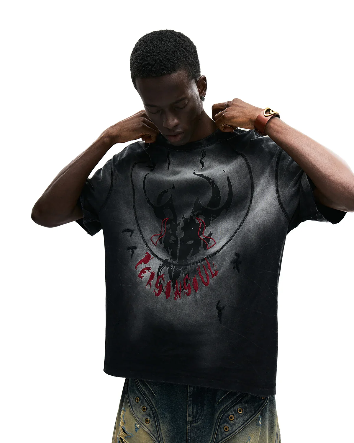 Personsoul Mythical Beast Totem Distressed T-Shirt Black - Image 6