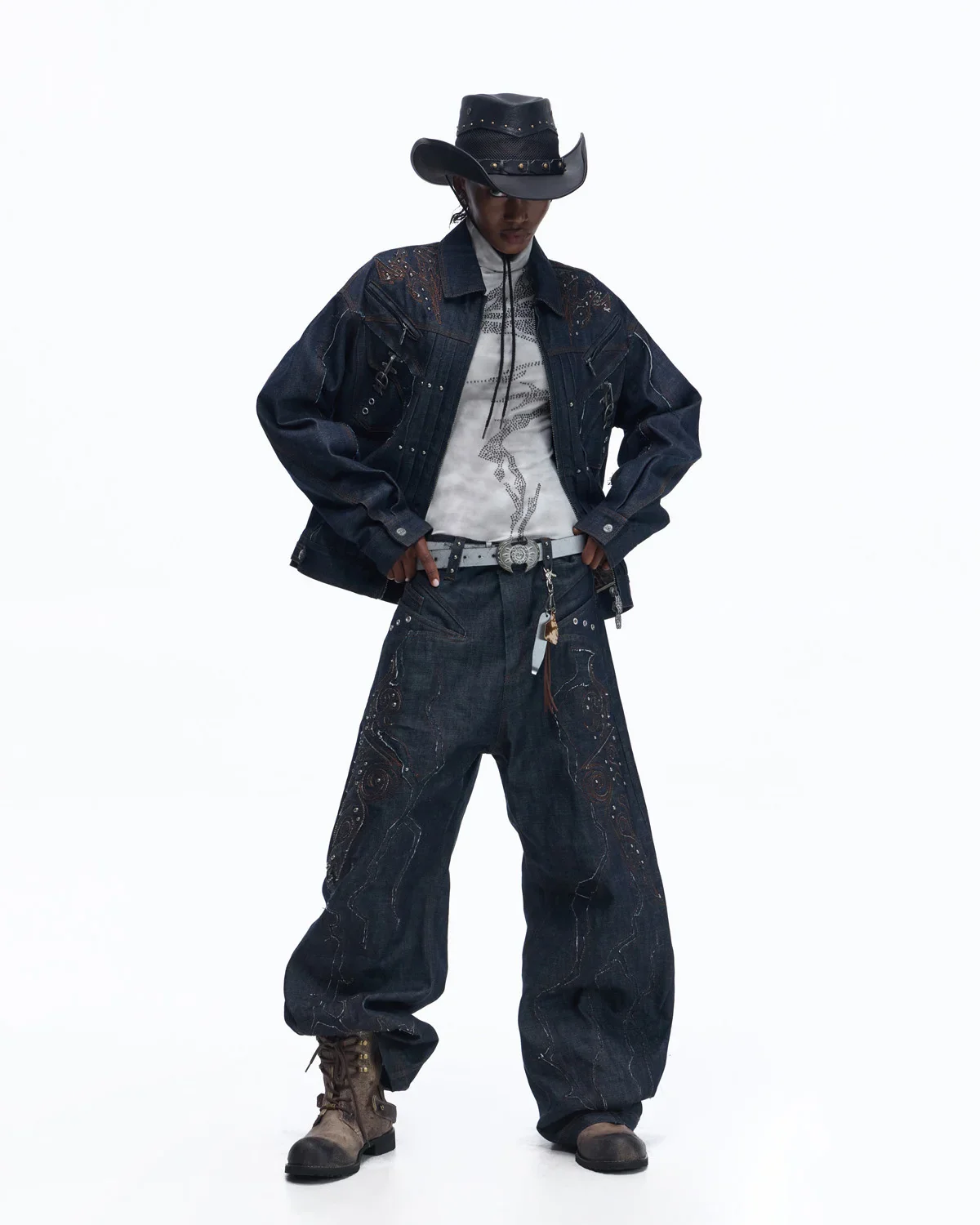 Personsoul Patchwork-Embroidered Raw Denim Curved Pants - Image 11