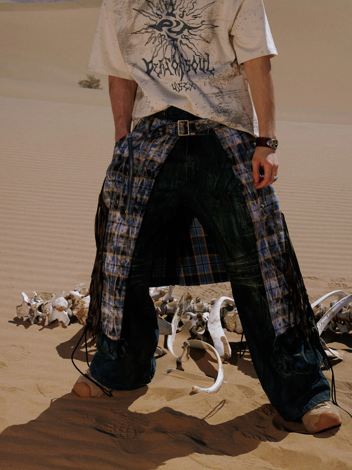 Personsoul Pocket Drawstring Washed Flared Jeans - Image 6