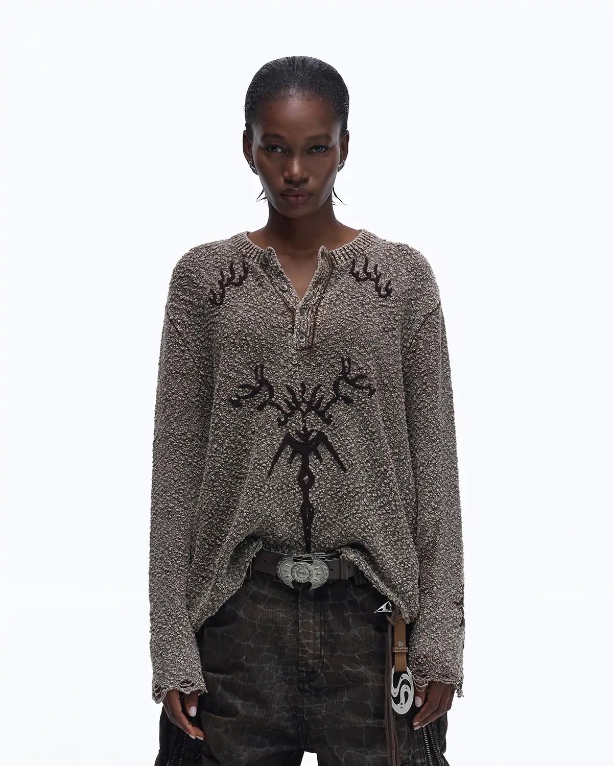 Personsoul Pom-Pom Long-Sleeve Henley Shirt In Grey