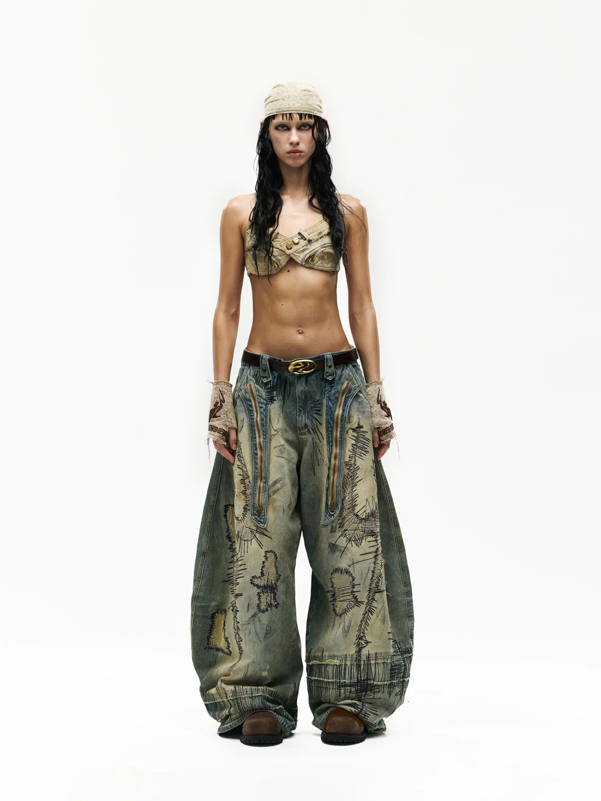 Personsoul Curved Blade Embroidered Denim Jeans - Image 5