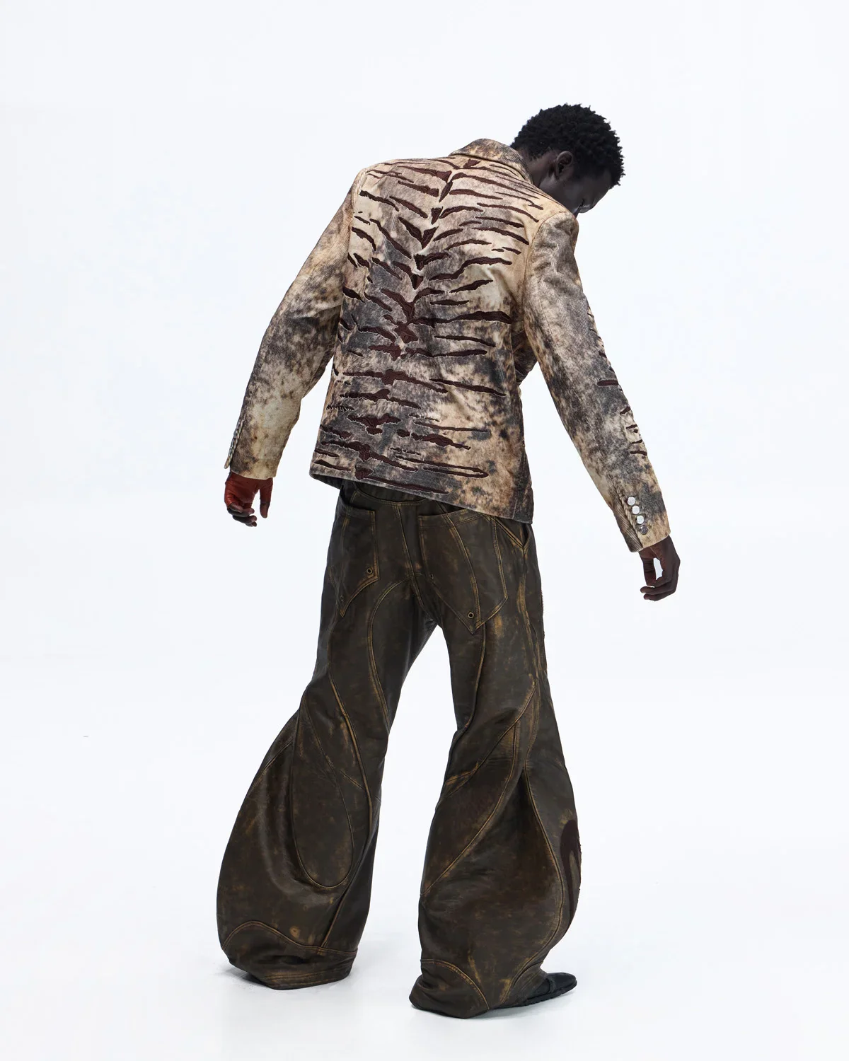 Personsoul Structured Totem Curved-leg Calf Leather Pants(Limited 100 pieces) - Image 11