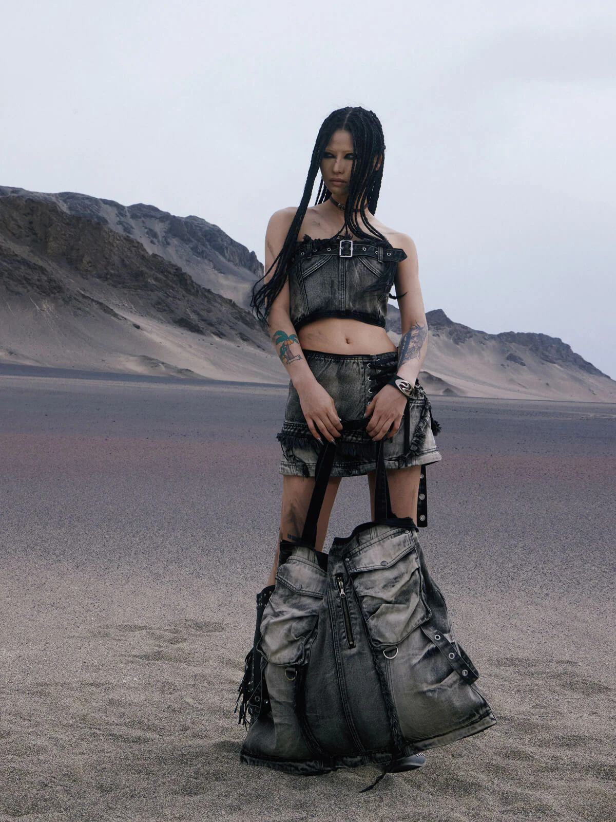 Personsoul Three-Stage Faded Maxi Denim Skirt(limited) - Image 5