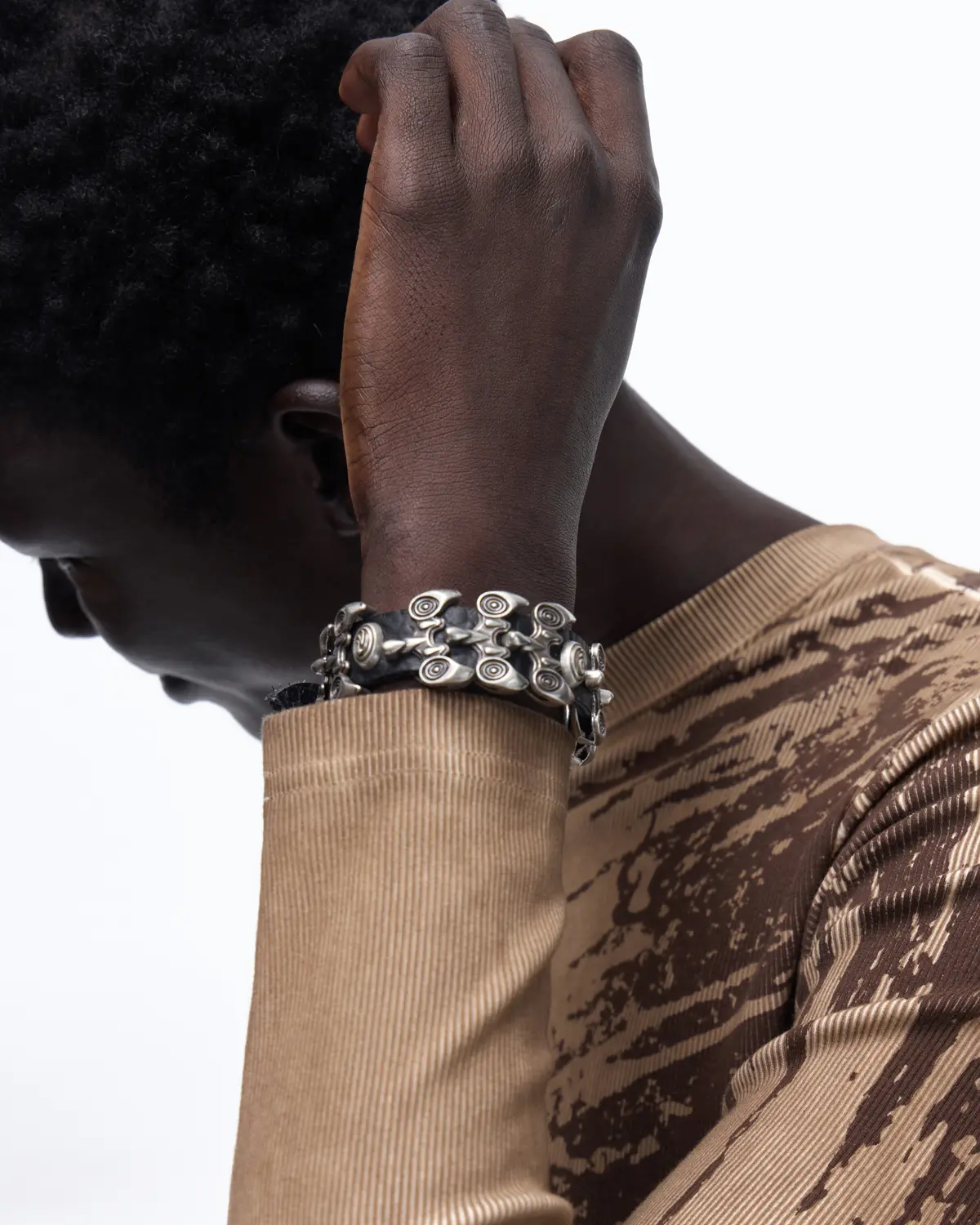 Personsoul Top-Grain Cowhide Hardware Xuan Bird Bracelet Black - Image 4