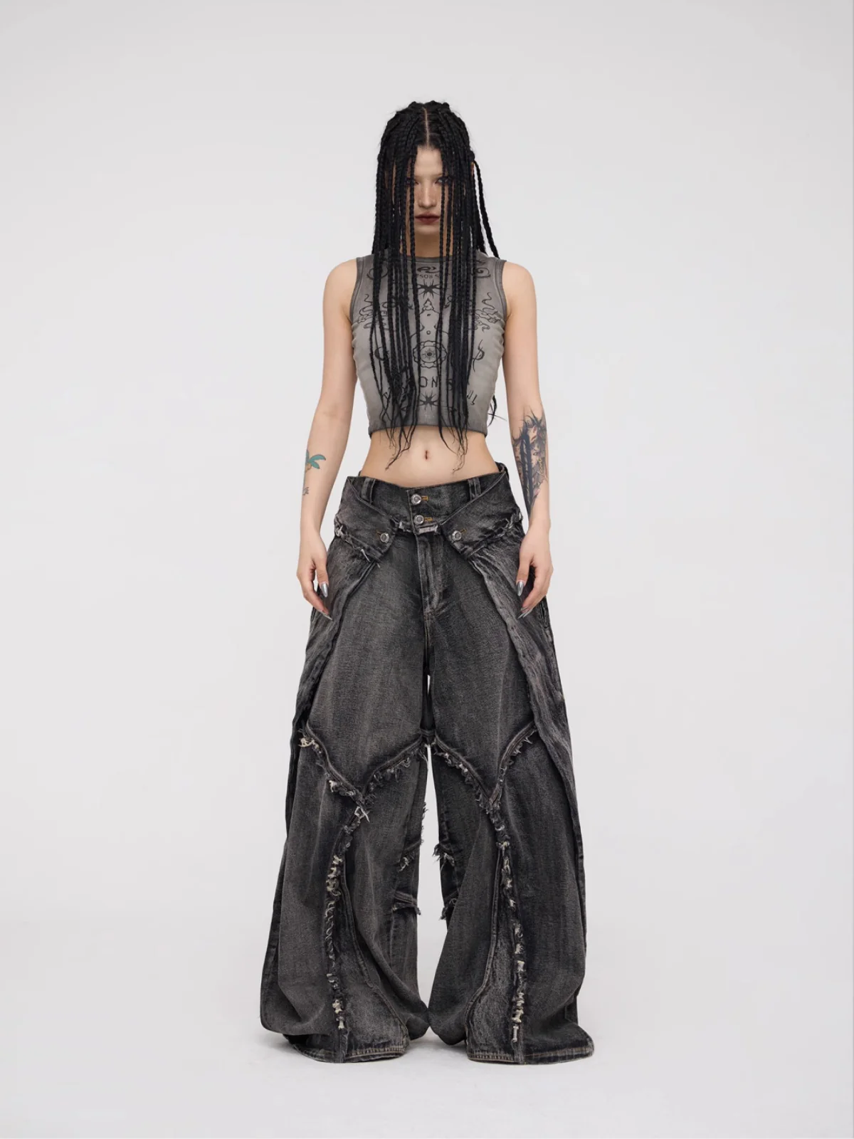 Personsoul Totem-Inspired Cropped Tank Top - Image 12