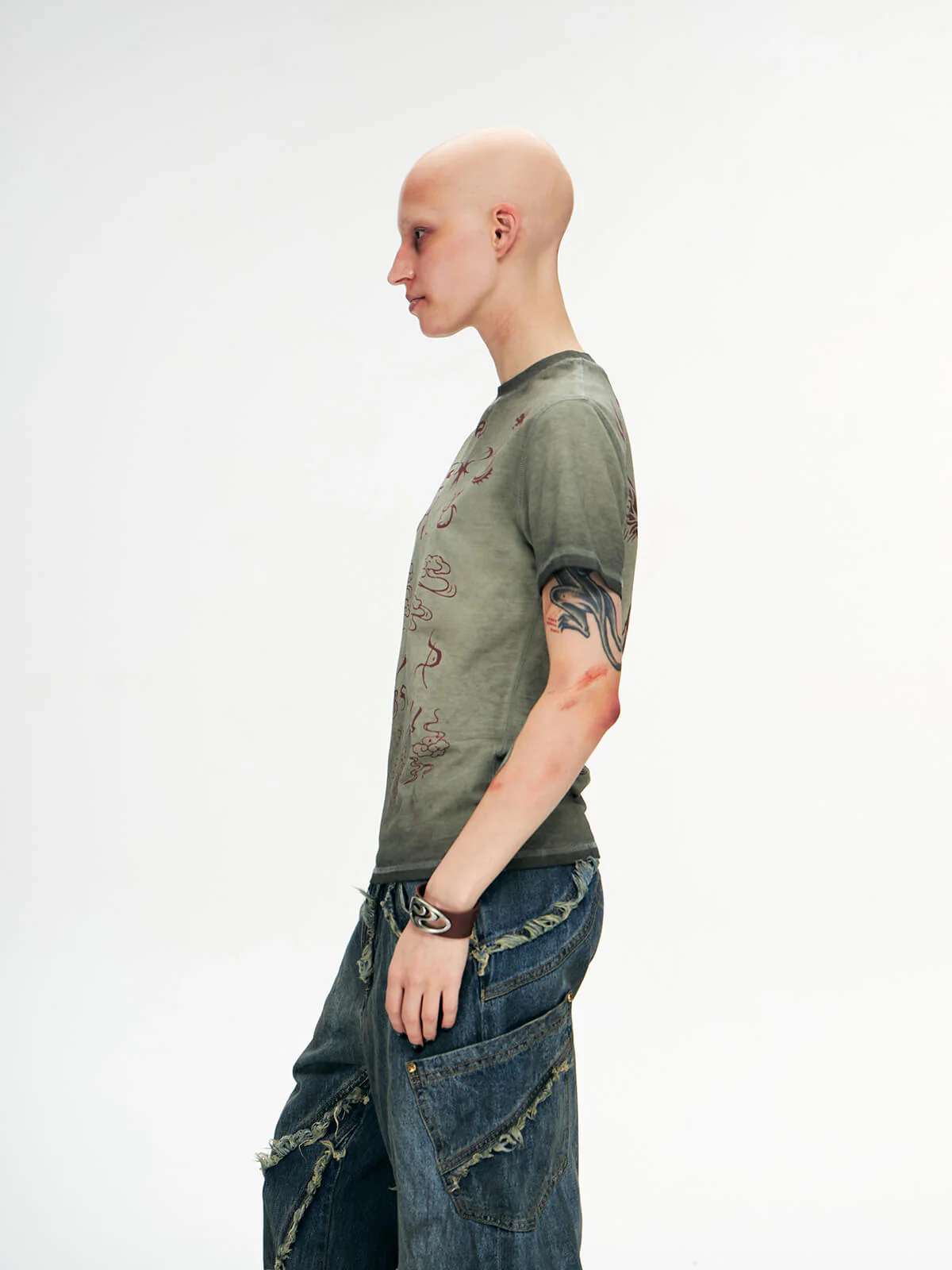 Personsoul Totem Slim Fit T-shirt - Image 10