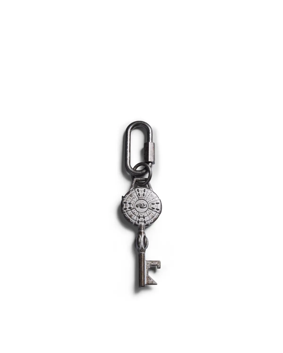 Personsoul Vintage Alloy Shield Keychain with Bottle Opener - Image 2