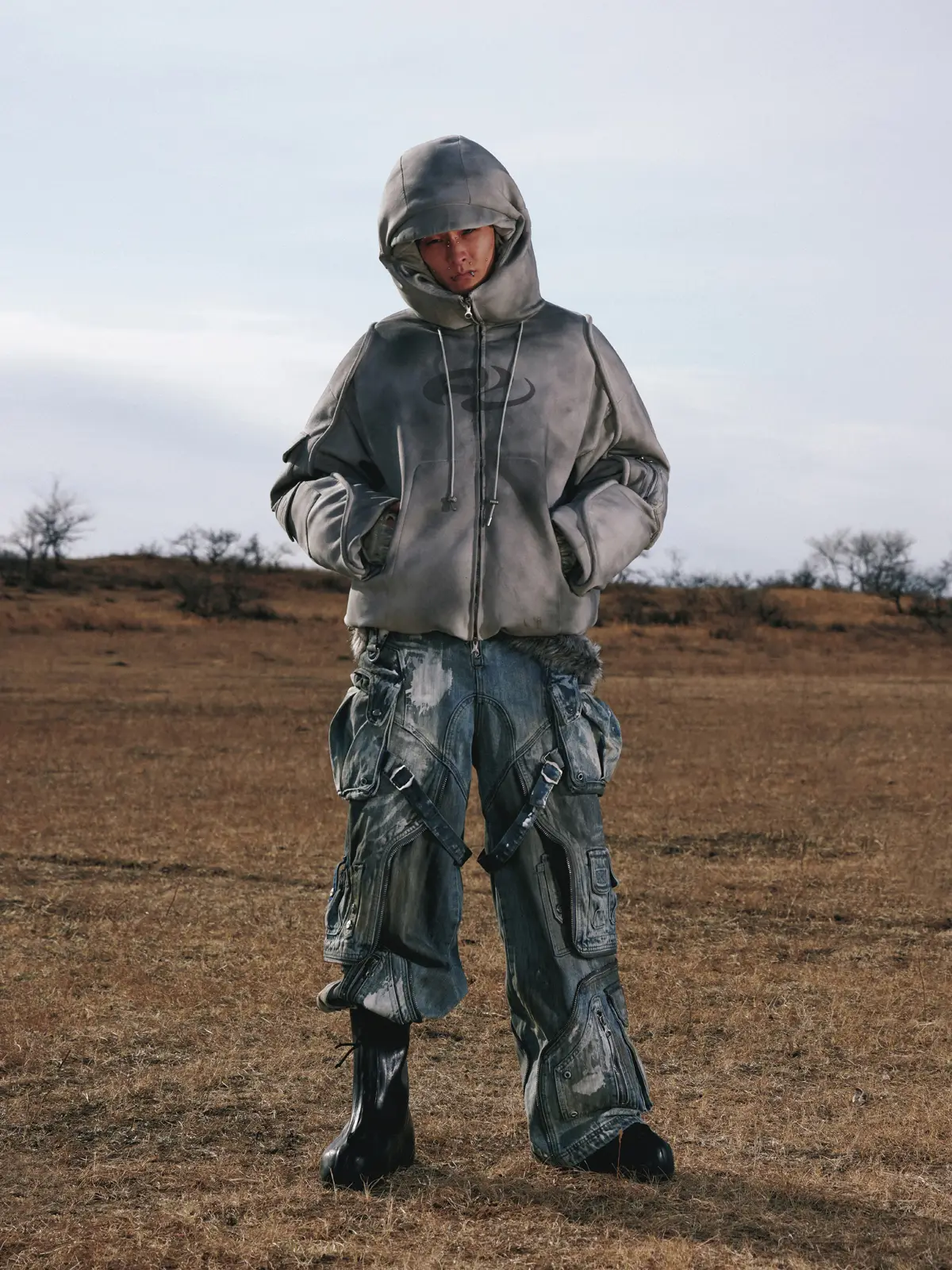 Personsoul Yuan Symbol Puffer Jacket - Image 13
