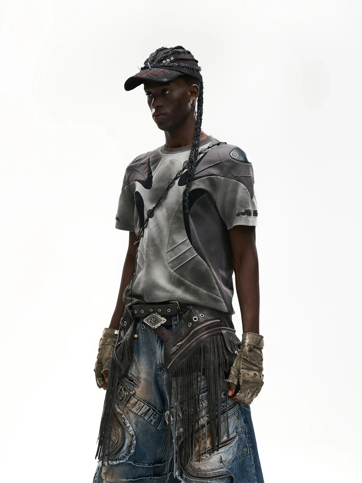 Spliced Cooling Slim T-Shirt with Embroidered Shoulder Details - Image 3